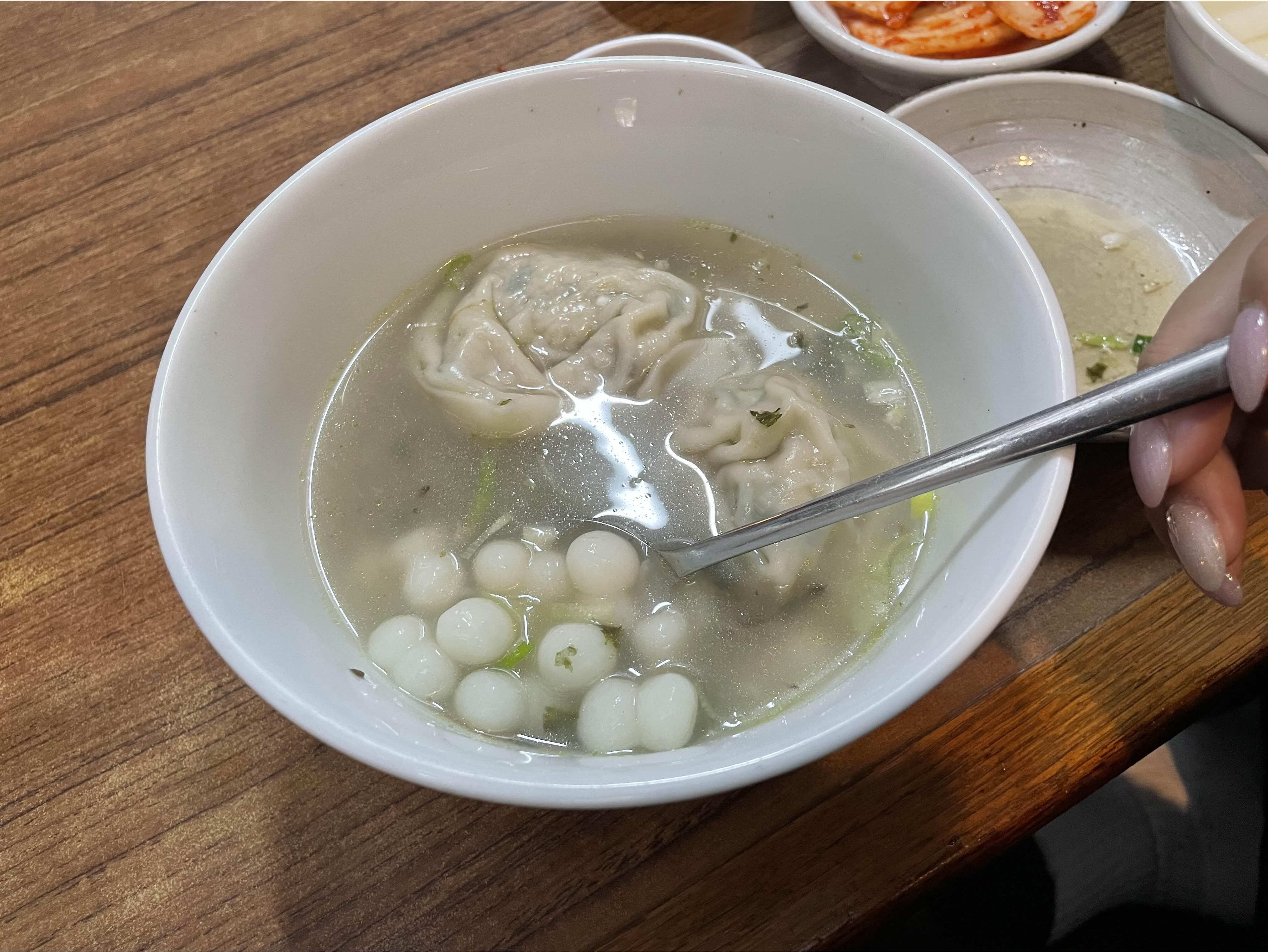 개성만두 궁 조랭이 떡만둣국