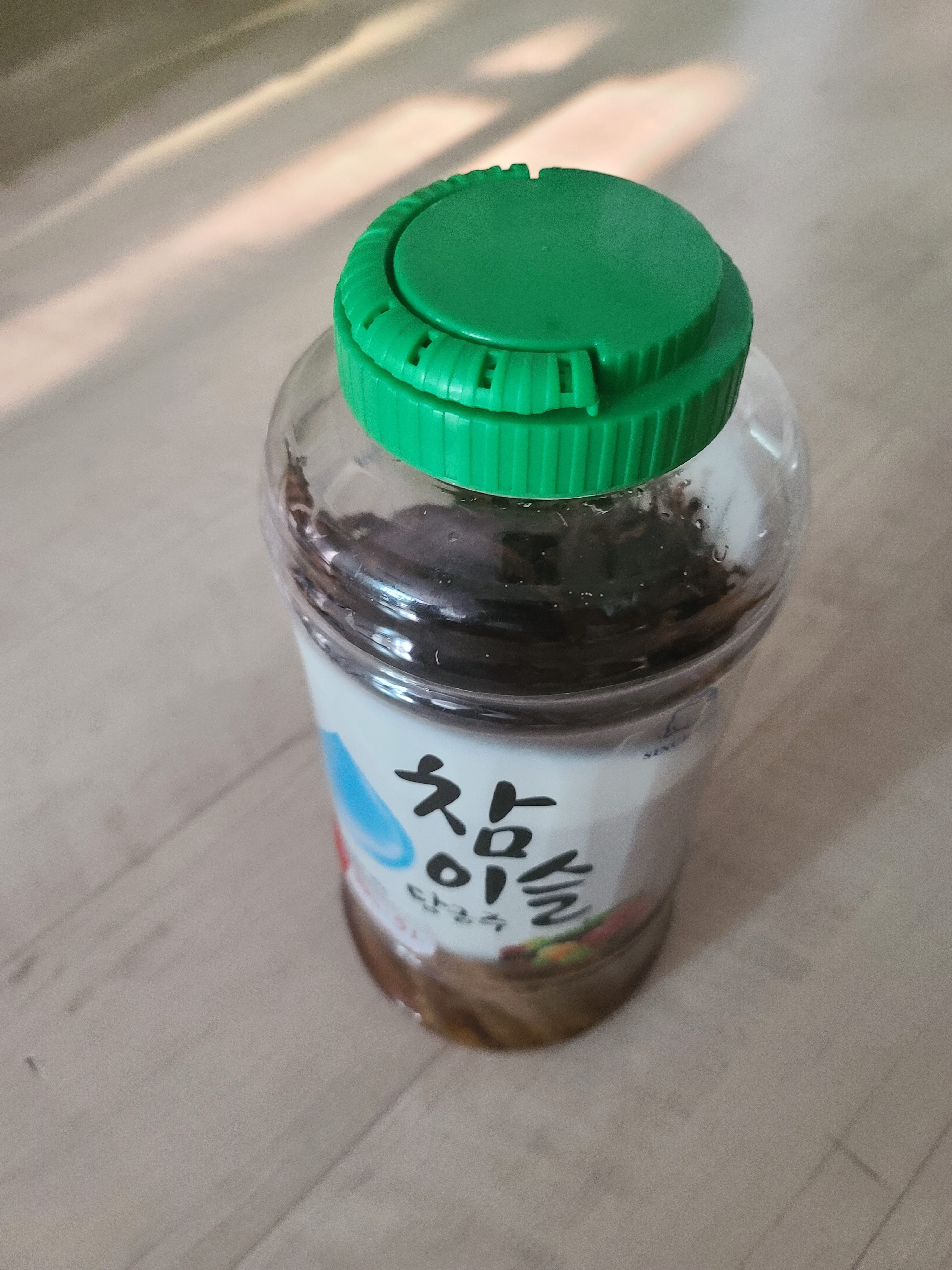  정력에 좋다는 밤꽃술을 담가보았습니다