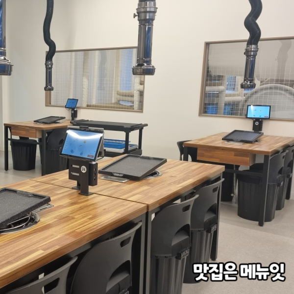  온양축산 정육식당 고깃집 메뉴판 메뉴잇 설치 사례