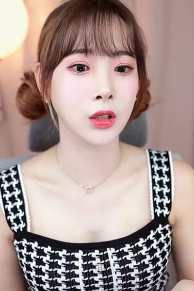 아프리카방송하는 김한나 치어리더 방송 움짤 mp4