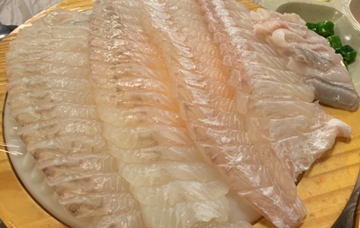 썰어-넣은-회