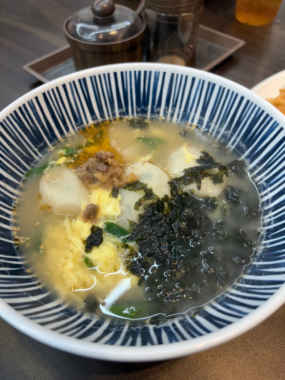 반할서문손만두 이미지