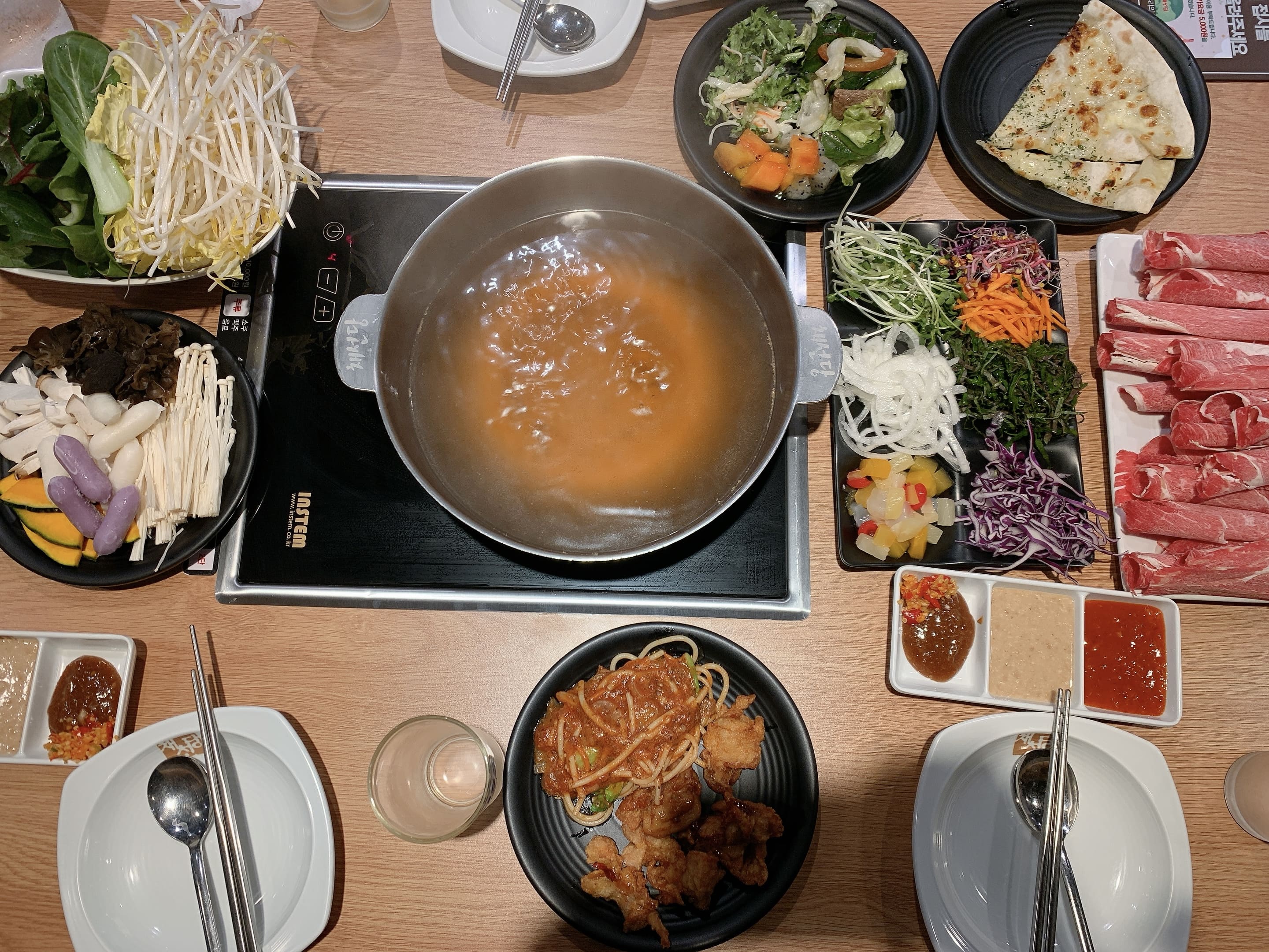 채선당 월남쌈 샤브 한 상차림