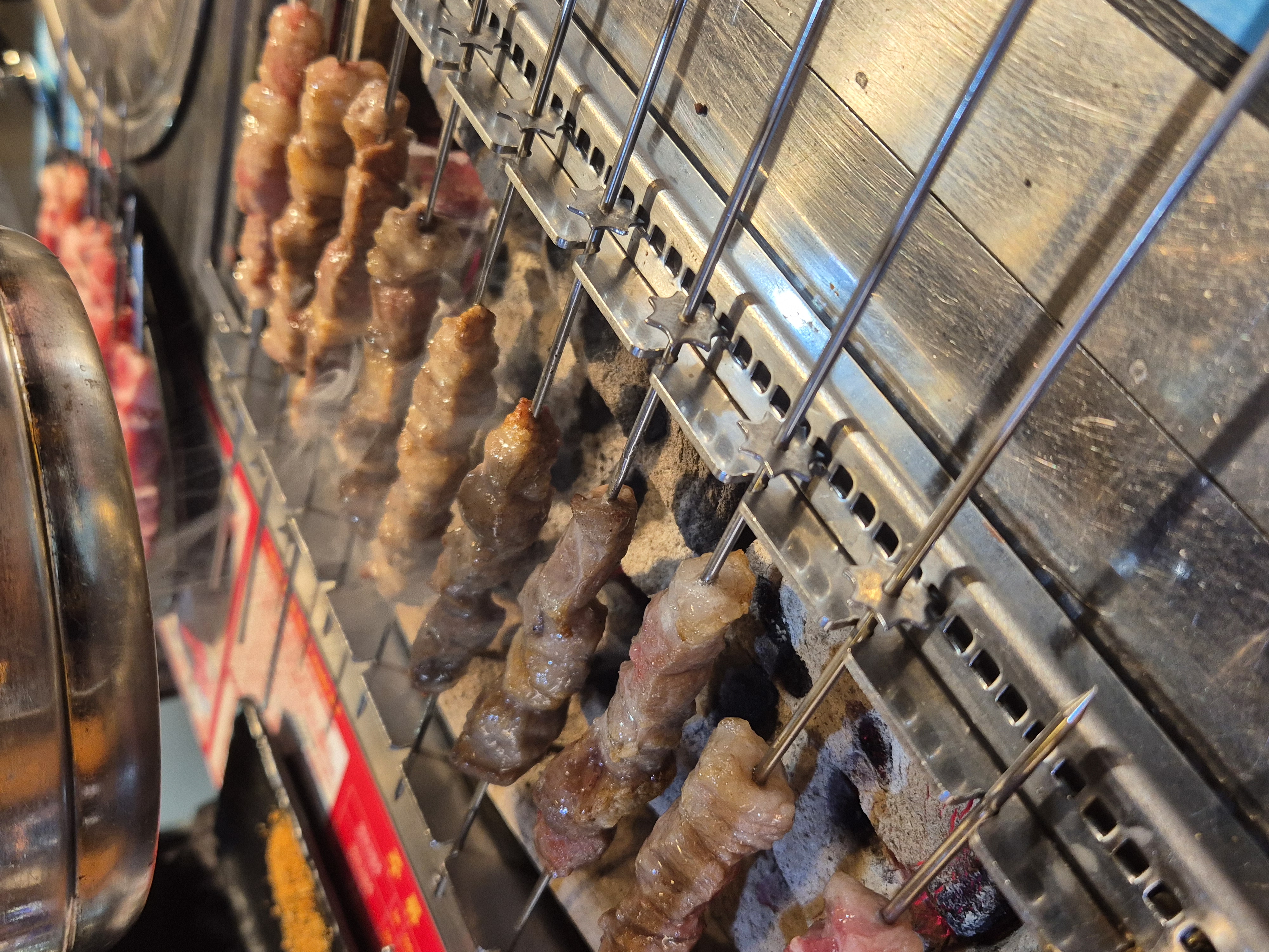 무한숯불양꼬치&훠궈 이미지