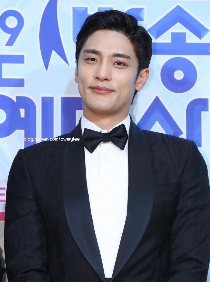 차이 혜성 나이 학력 고향 프로필 샤이니키 박나래 기안84 성훈 이사 화사 422회 2022 나홍산 나홍자산다 달력 구매정보 20일 자정 파는곳 전현무 집아파트 위치 54