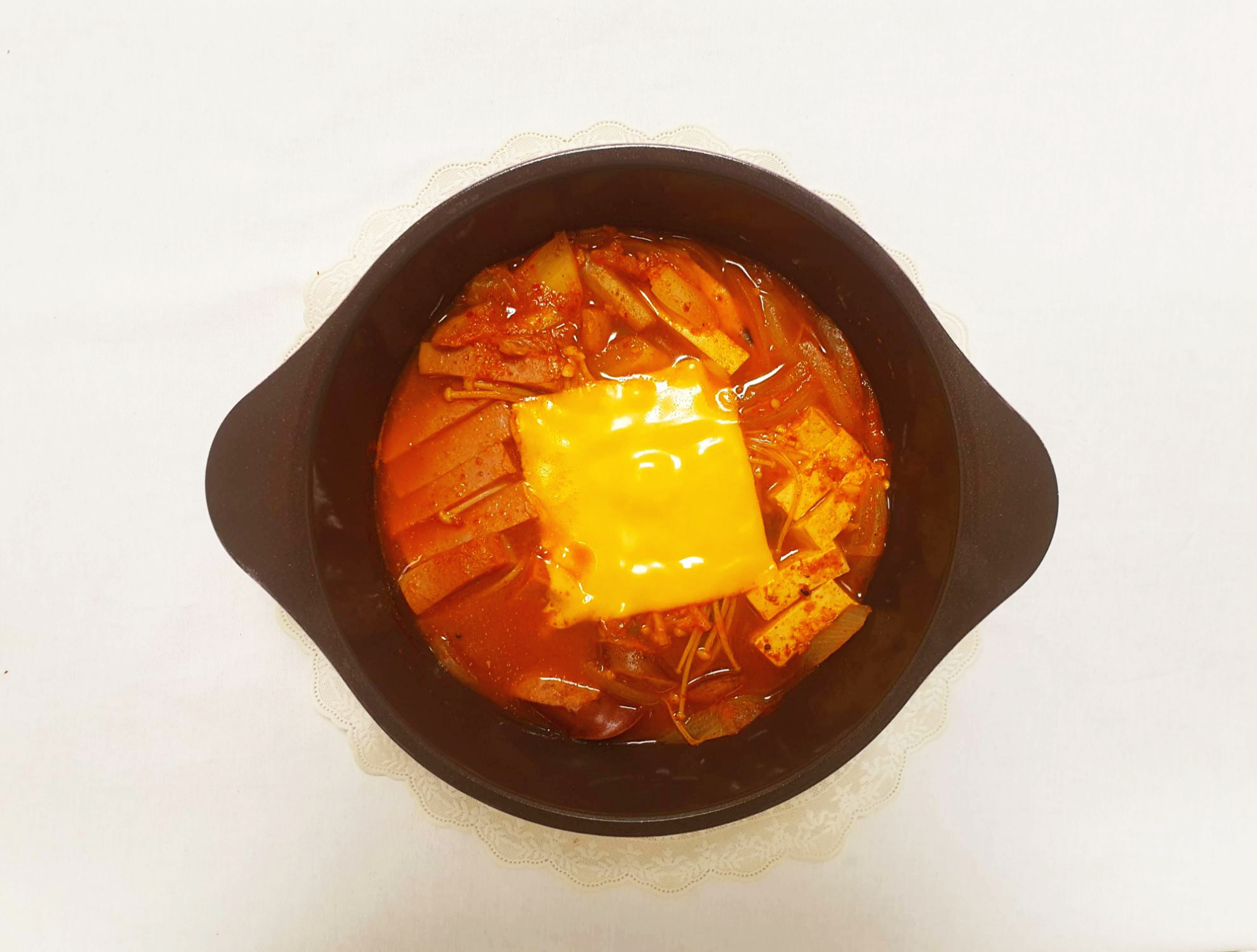  사골육수 부대찌개 햄, 치즈 간단한 재료로 맛있게 만들기