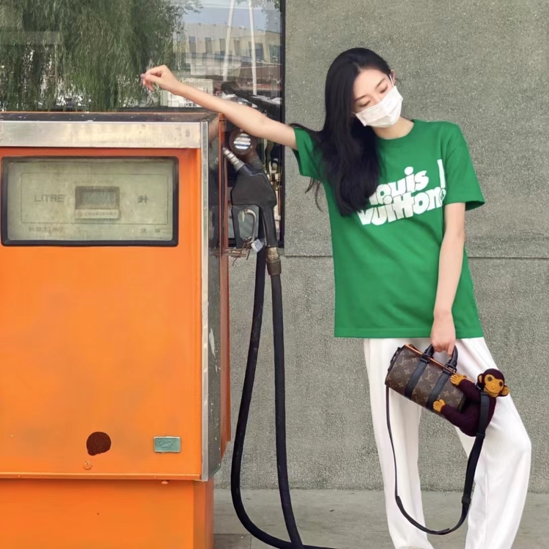  [LOUIS VUITTON] 루이비통 에브리데이 LV 크루넥 반팔 니트 스웨터 1A971C (2 COLOR)