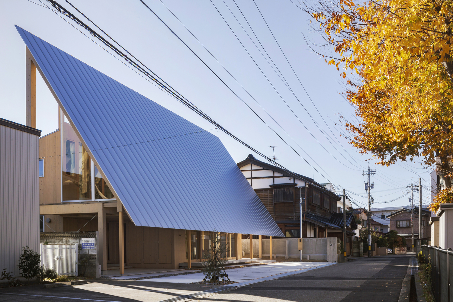  지역의 자연환경을 생각한 채광이 좋은 집 <House in Kanazawa>