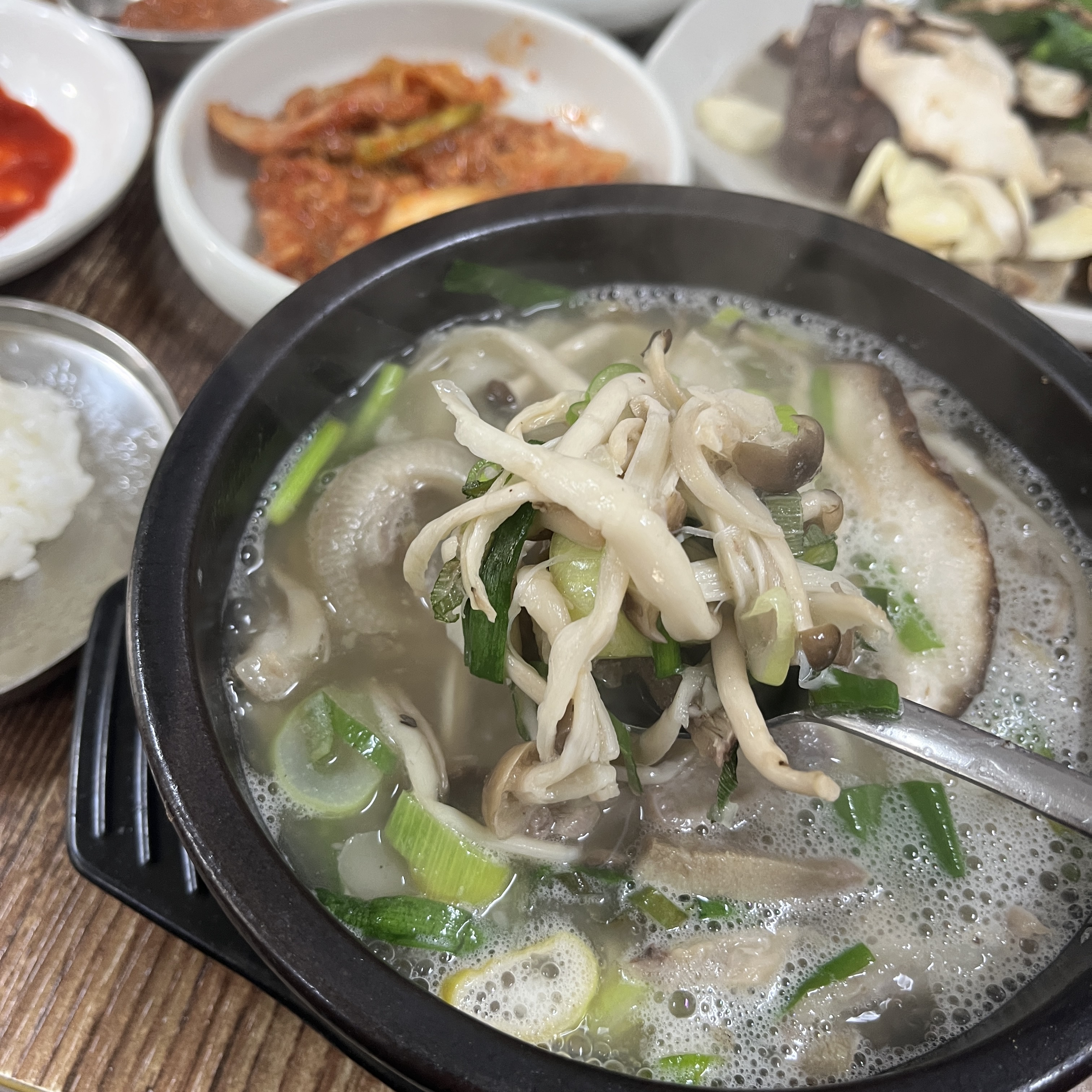 쌍암식당 4