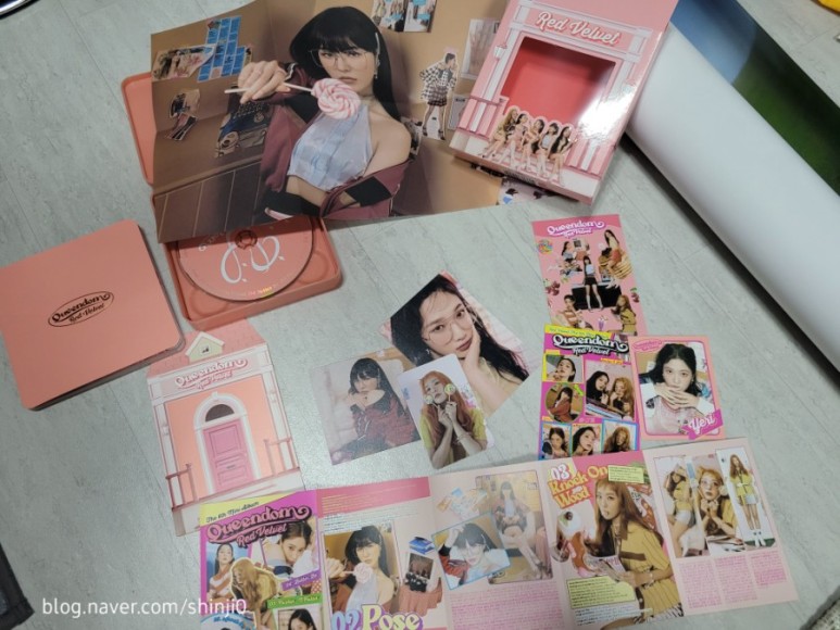 -퀸덤 (걸스버전,퀸즈버전) [CD] 레드벨벳 미니 6집 17