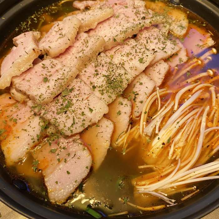  생방송투데이 서양식 돼지국밥 수비드 삼겹 물수육 홍대입구 맛집 추천 리얼맛집