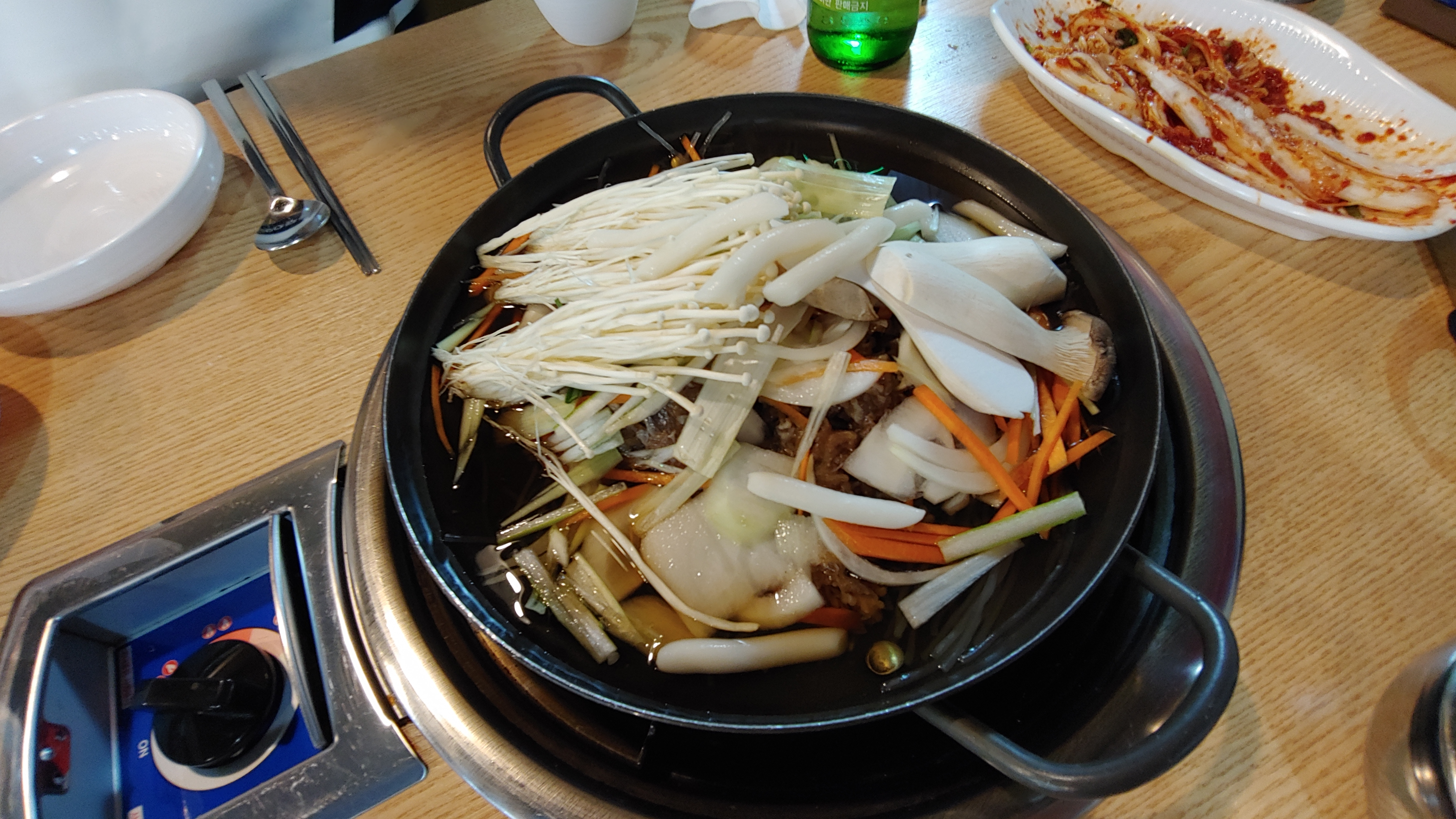  경찰병원 근처 메뉴도 다양하고 가성비 좋은 24시간 식당 <오늘 먹는 날>
