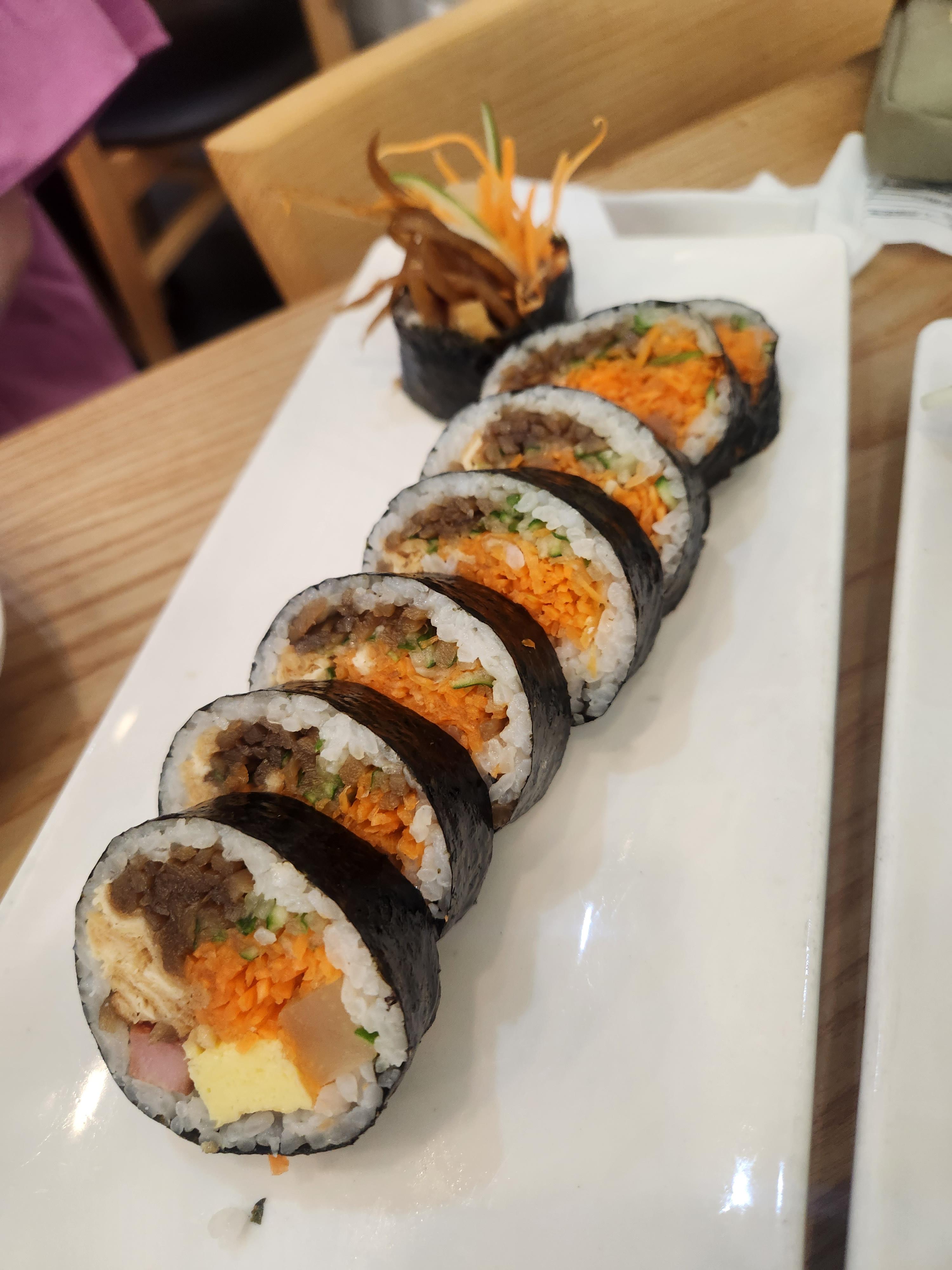 Yamsaemgimbap seongsuyeokjeom 6