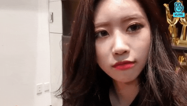  [러블리즈 이미주] 200201 V앱 움짤 (Lovelyz Mijoo Gif)