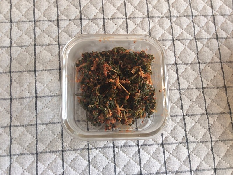  은은한 단맛을 품다, 냉이나물(Shepherd's Purse Salad)