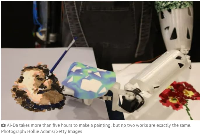 놀라운 그림 실력 보여주는 세계 최초 로봇화가 &#39;아이다 VIDEO:&#39;‘Mind-blowing’: Ai-Da becomes first robot to paint like an artist