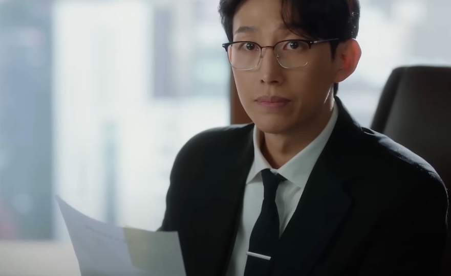 이상한 변호사 우영우 강기영