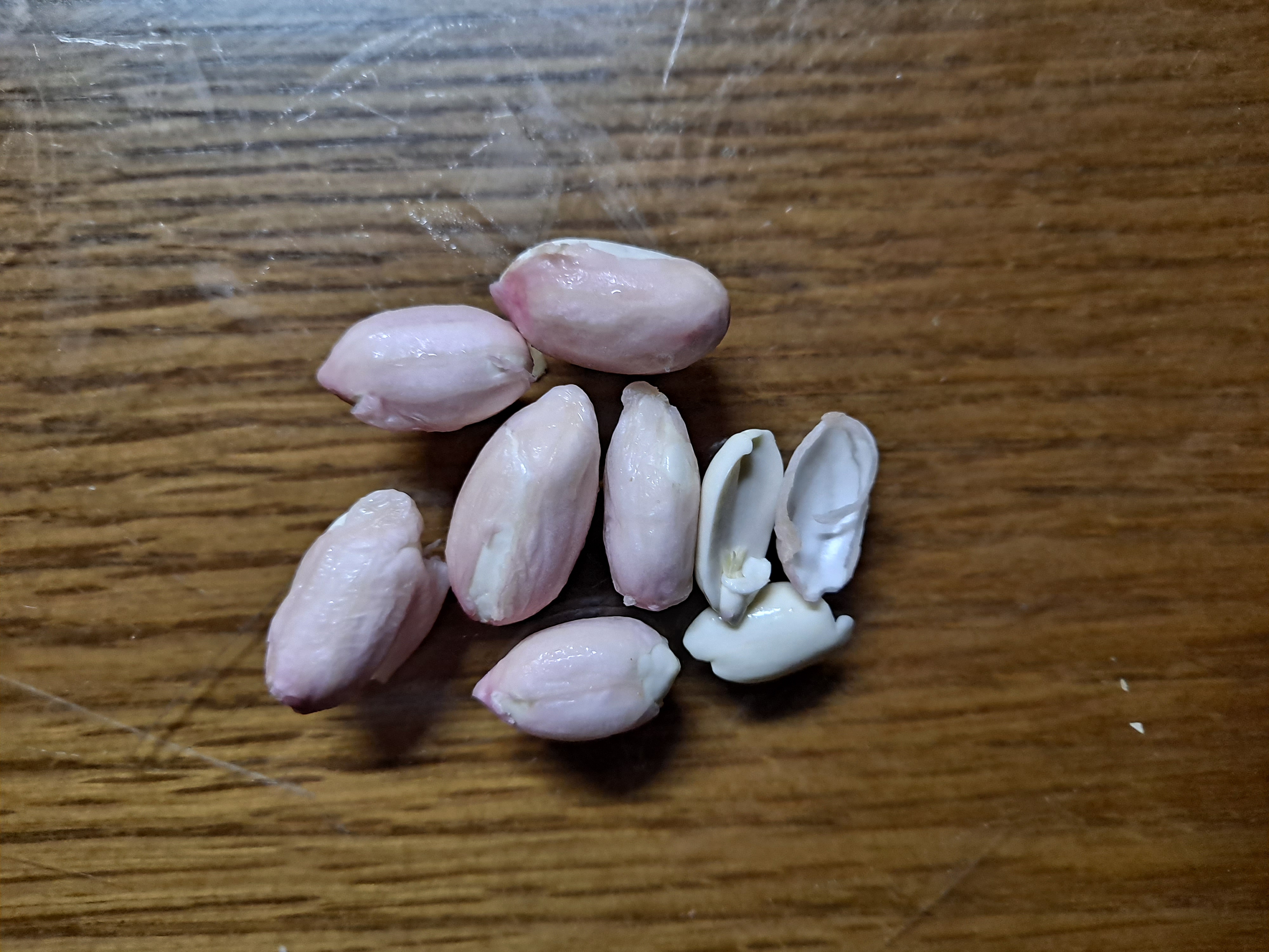  고소한 주전부리, 땅콩