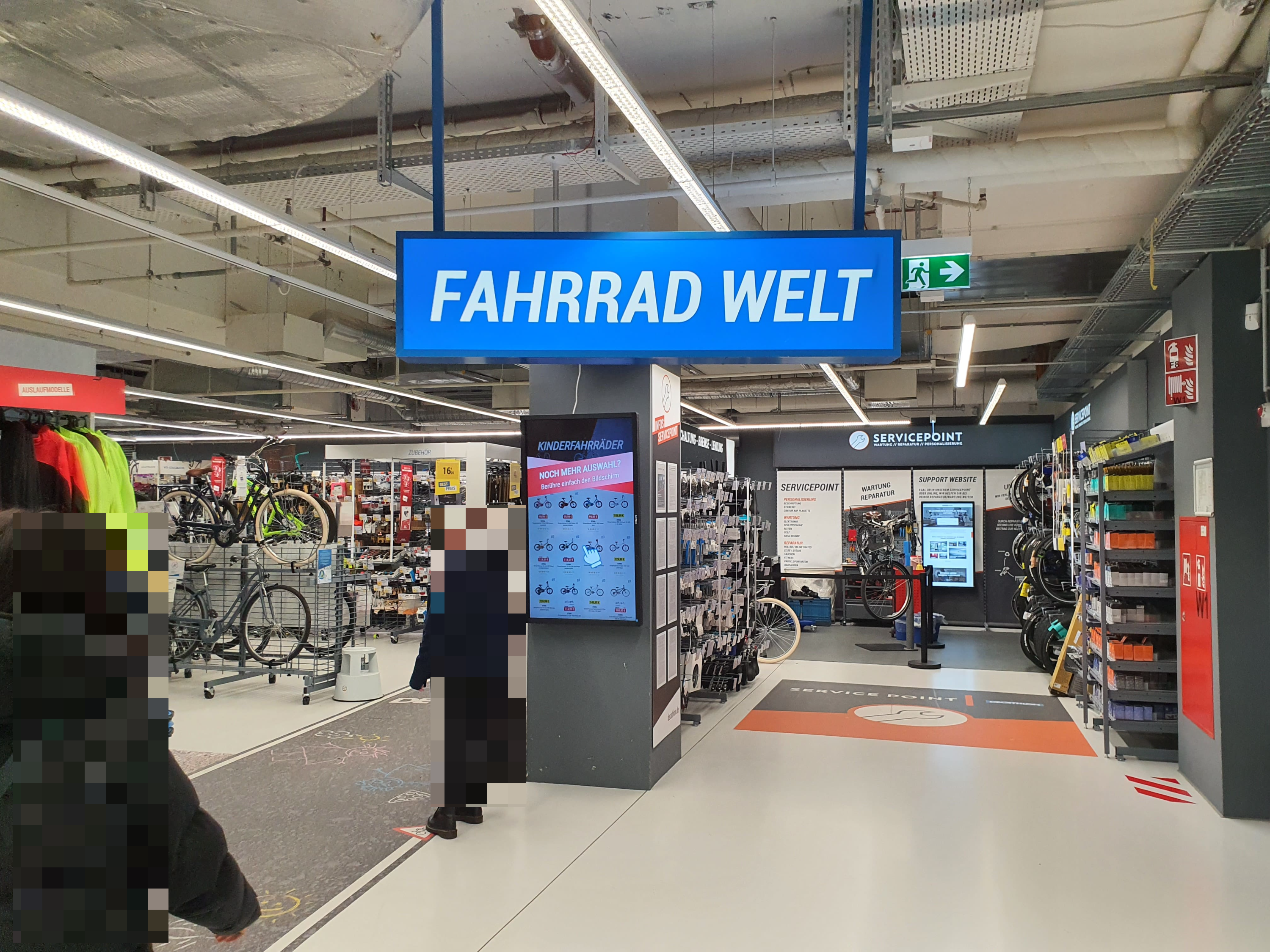 Decathlon Frankfurt NWZ 자전거 코너