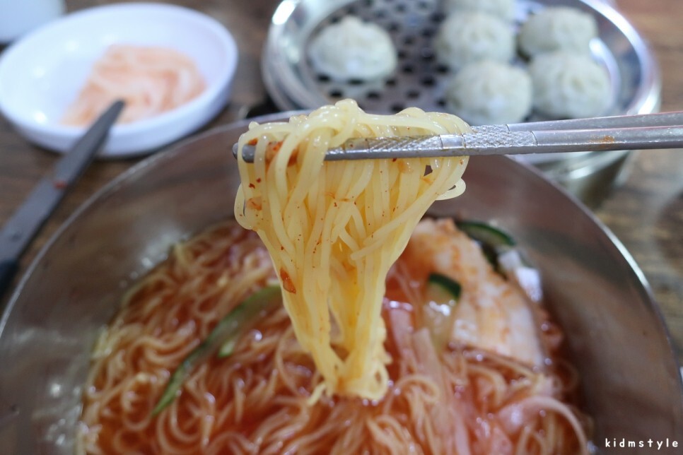 원조밀면 이미지