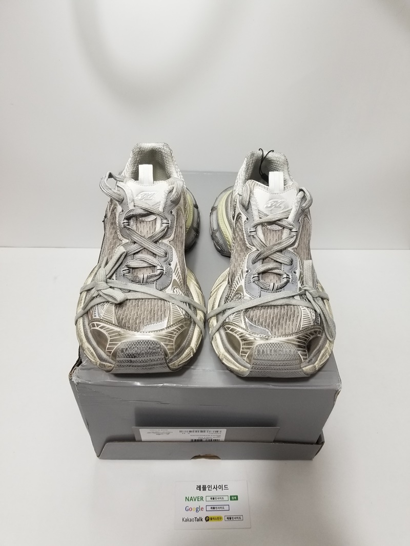  [BALENCIAGA] 발렌시아가 3XL 에그쉘 남녀공용