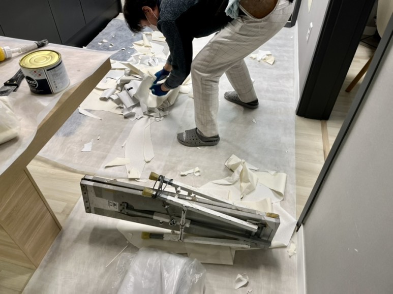 부분 인한 천장 도배하기 10