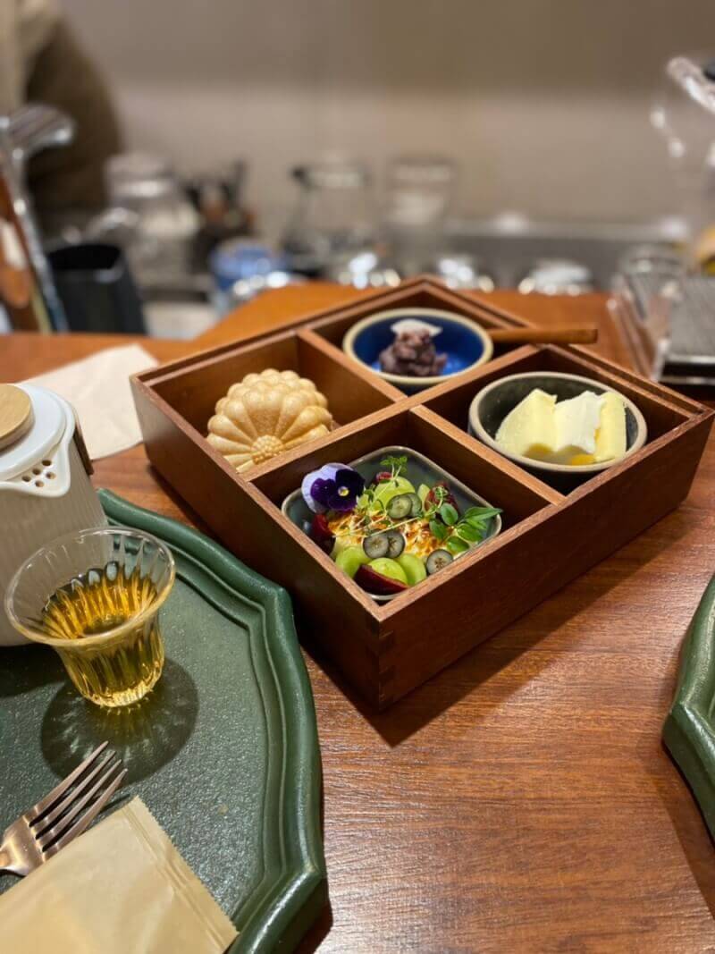  포지티브 POSITEAVE _성수 카페 티, 디저트, 칵테일