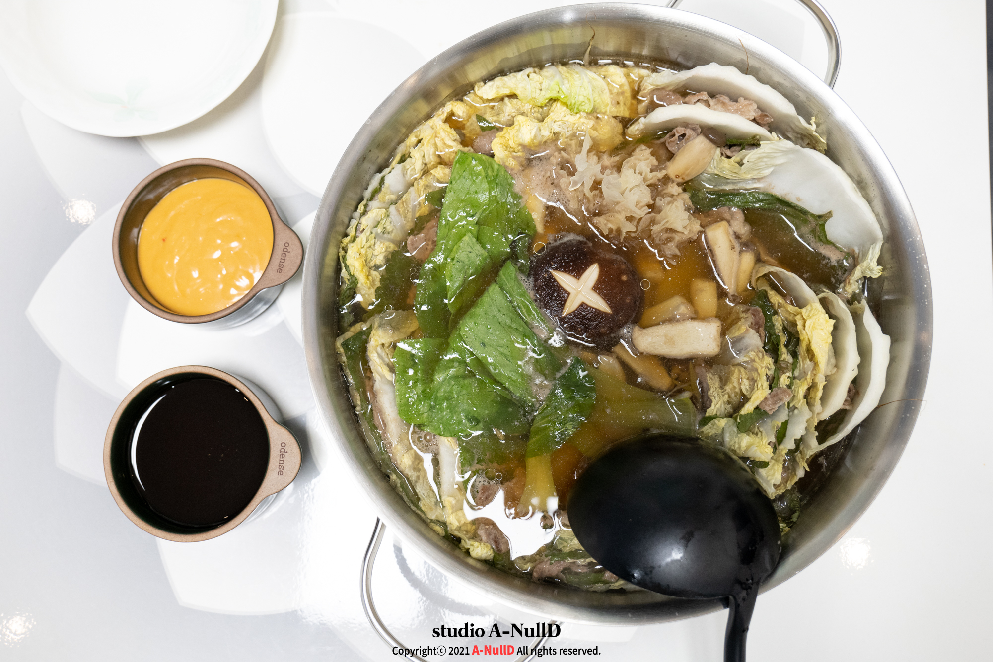  비쥬얼도 맛도 좋은 전골요리, 밀키트로 편리하게 밀푀유나베