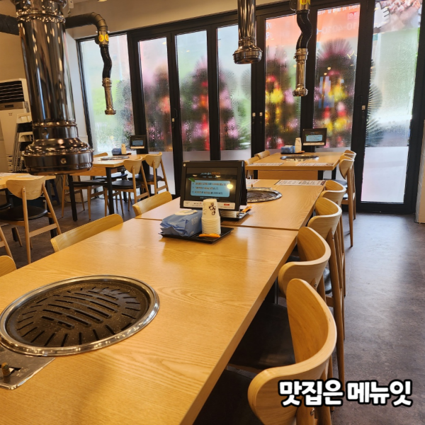  더하다 다대점 삼겹살집 테이블오더 메뉴잇 설치 사례