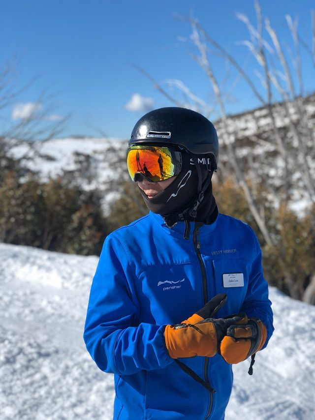  Back in Perisher, Australia:Korean Snowboard Instructor