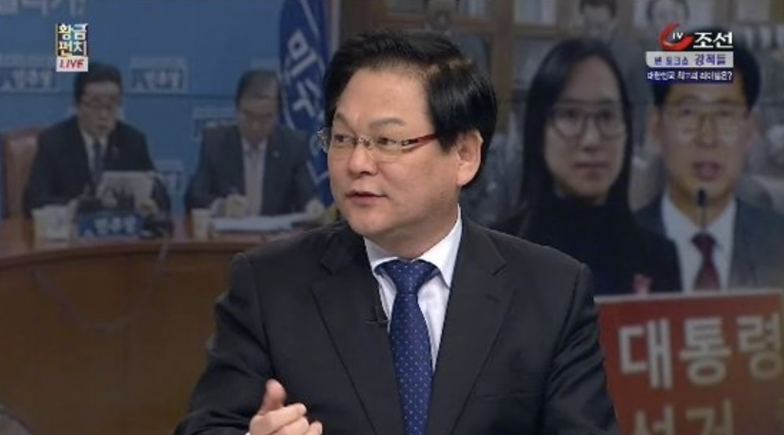 정치평론가 민영삼