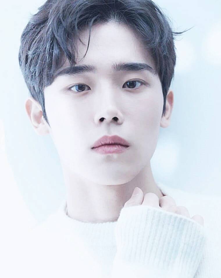 가수-에일리-남편-최시훈