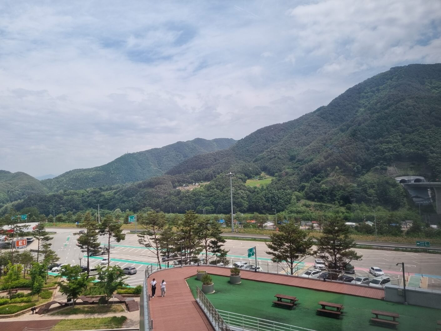 [강원도 고성 여행] 서핑 여행/ 무료조식 인피니티풀 &amp;#39;파랑뷰 호텔&amp;#39;/ 속초중앙시장