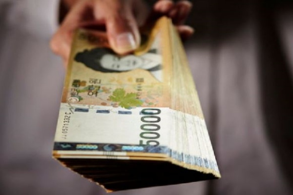  2차 긴급재난지원금, 미취업 청년 50만원 일시금 지급 결정