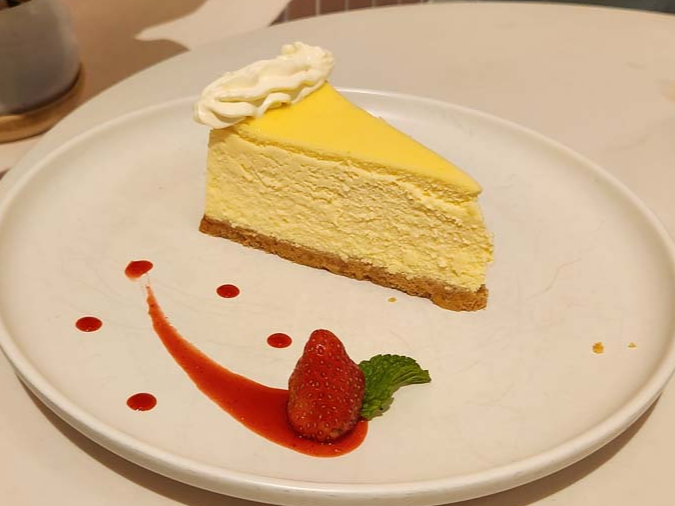 호치민 여행_호치민 카페_2군 타오디엔_치즈케이크 응온_ Cheesecake Ngon_오리지널치즈케이크