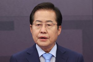  홍준표, 윤석열 '당 해체' 발언에 "오만방자하고 뻔뻔하며 건방져"
