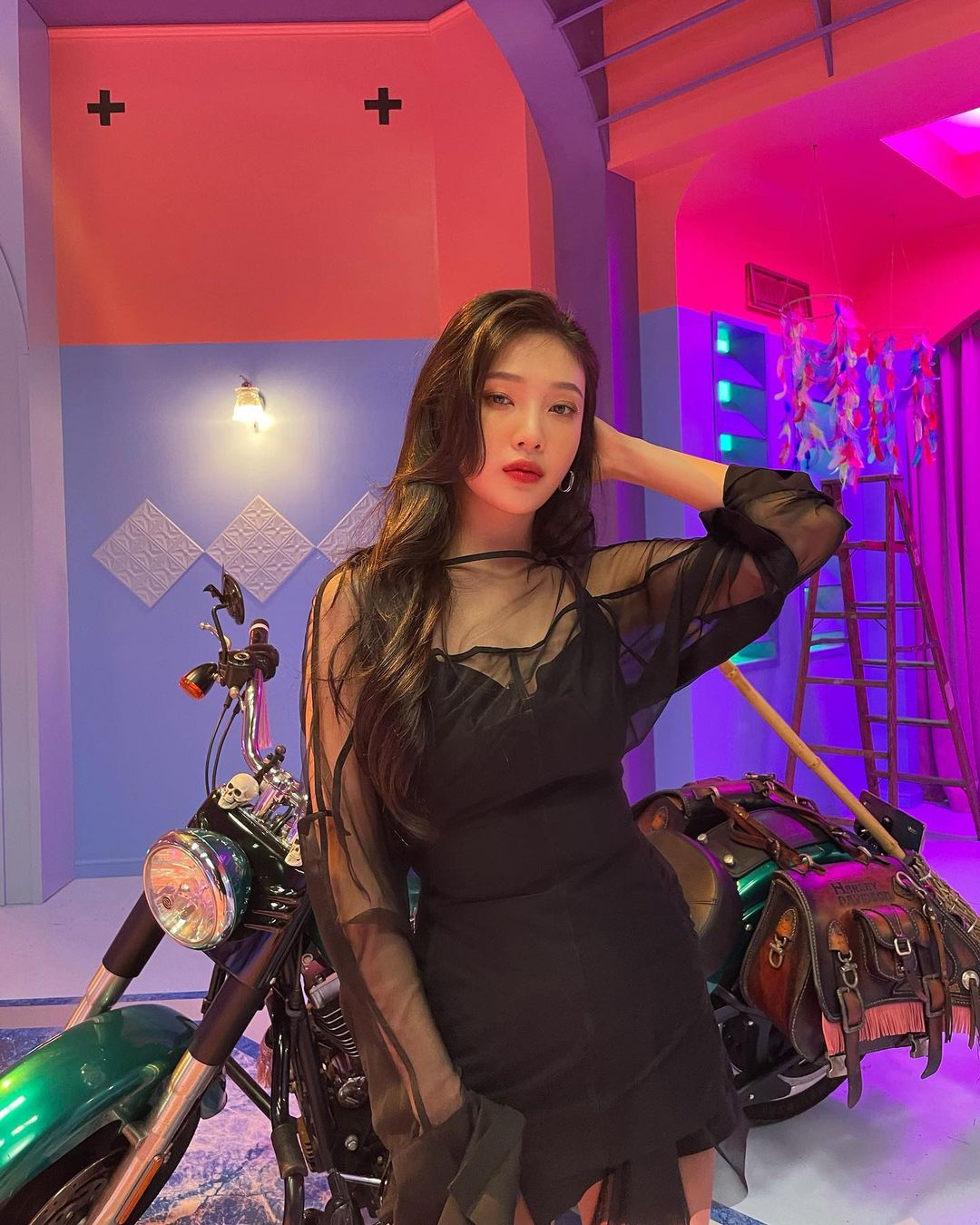  레드벨벳 조이 '퀀덤' 앨범 발매 기녕 인스타그램 사진들