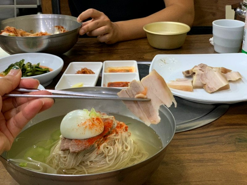 편육