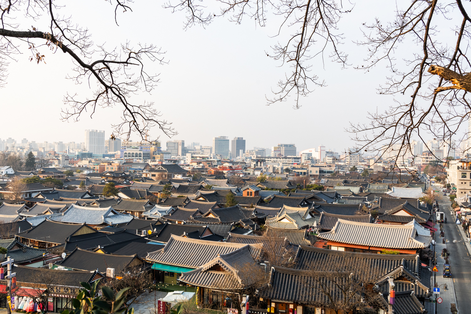 오목대에서 바라본 전주 한옥마을