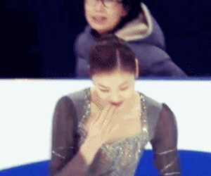  김연아 성호긋기.gif