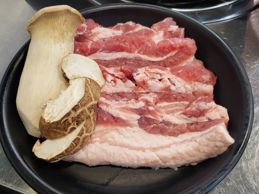 삼겹살김치찜