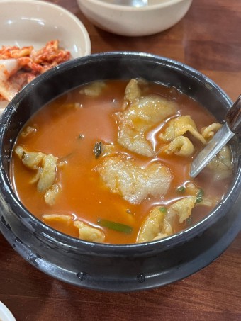 뚝배기 수제비 칼국수