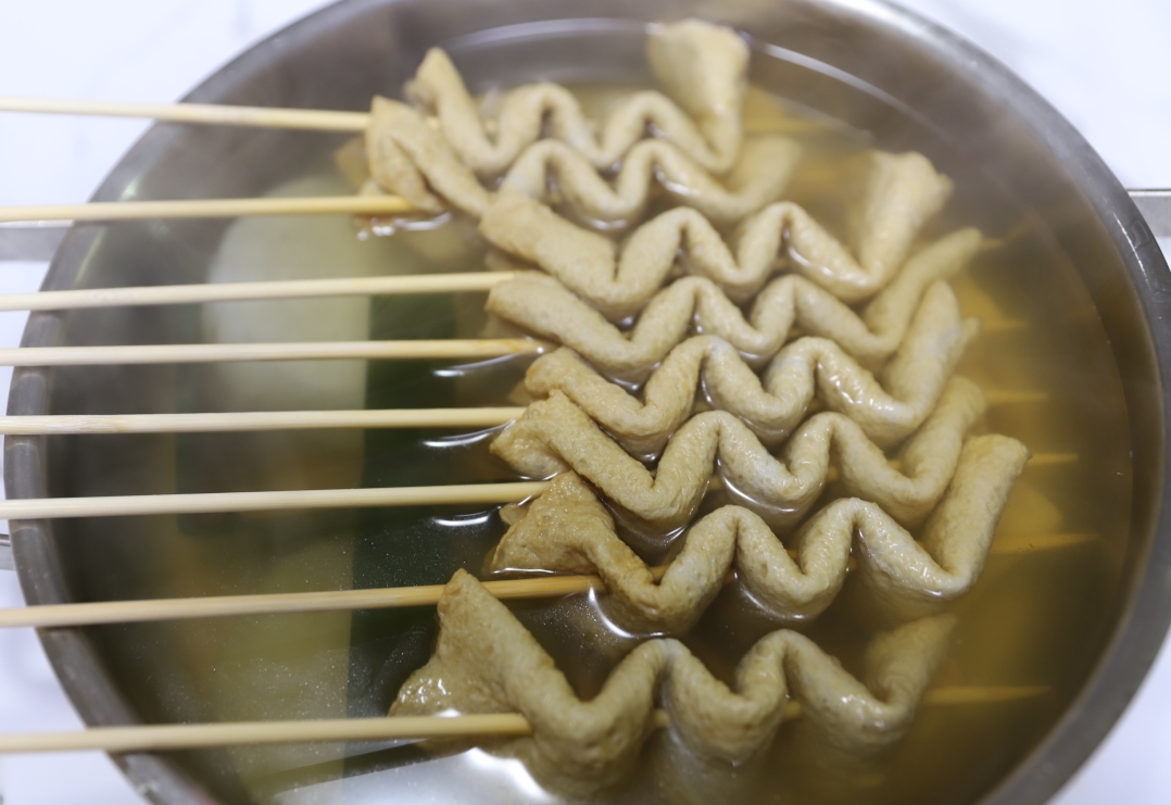 어묵꼬치-끓여내 완성한 모습