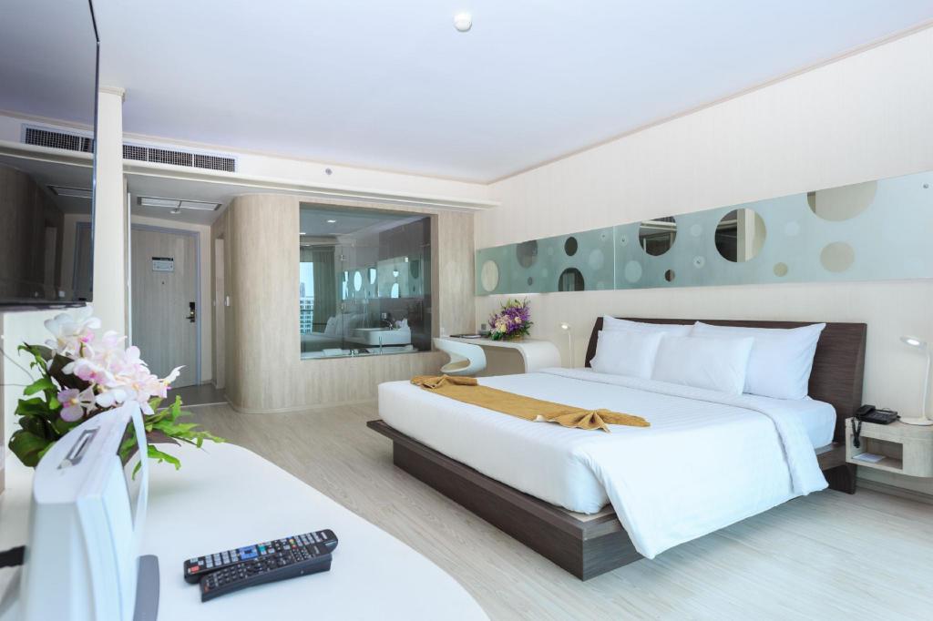 파타야 디스커버리 비치 호텔 (Pattaya Discovery Beach Hotel)