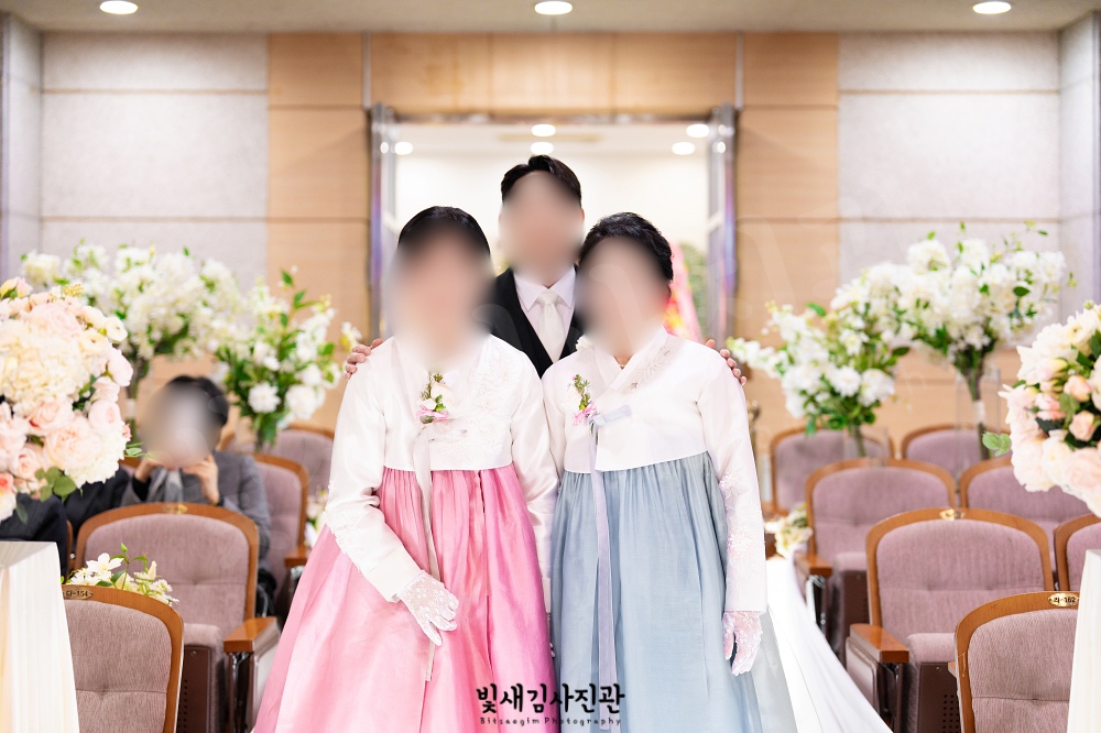 감신대웨딩-결혼예배식-웨슬리채플관-본식스냅-34.jpg