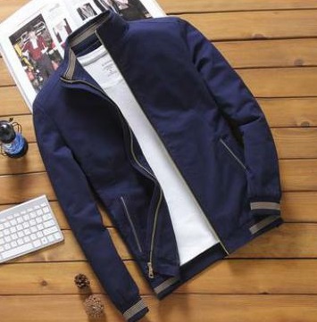 지퍼 포인트 스판 블루종 자켓은

어떤 트렌드에도 잘 맞는 스타일이며

입기 좋은 활용도와 더불어 튼튼한 내구성이 특징입니다.