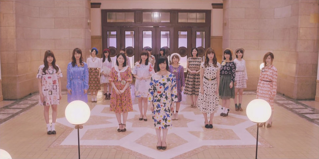  AKB48 365일의 종이 비행기(365日の紙飛行機)