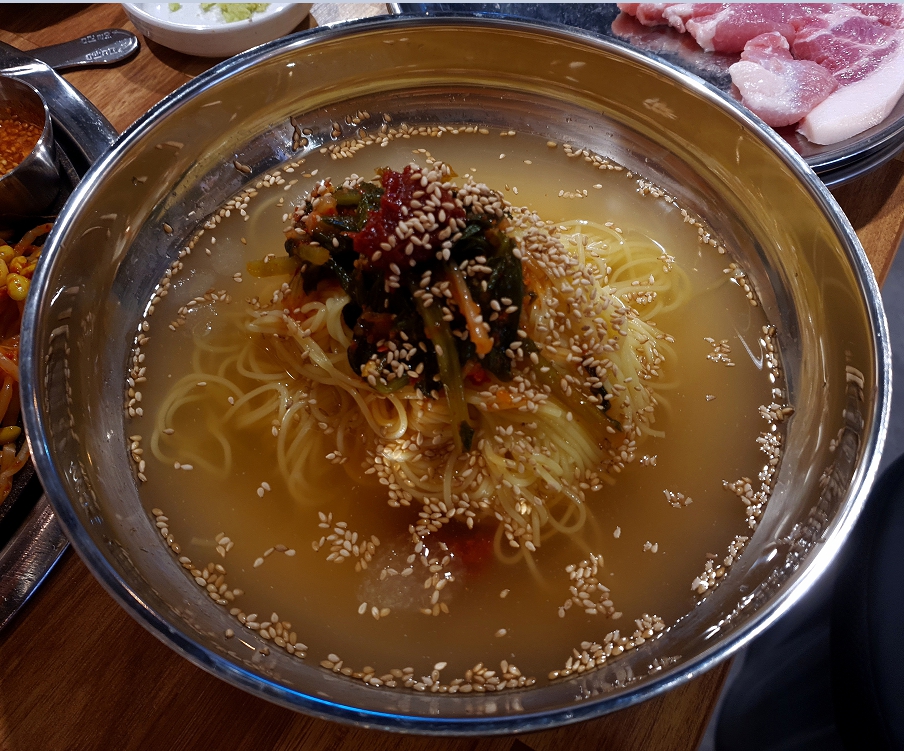 수영/광안 낭기뒷고기 수영직영점 냉열무국수