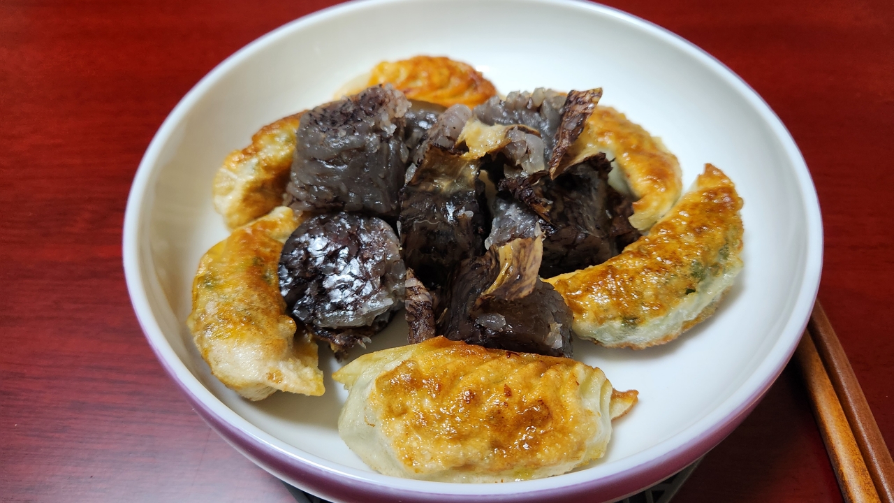 분식 매니아들이 좋아할만한 미미제면소의 고기 만두 김치 만두 - undefined - undefined - 🍳🍳 만두피부터 속재료까지 모두 국내산 수작업?? 분식 매니아들이 좋아할만한 미미제면소의 고기 만두 김치 만두 - undefined - undefined - 🍳🍳 만두피부터 속재료까지 모두 국내산 수작업??