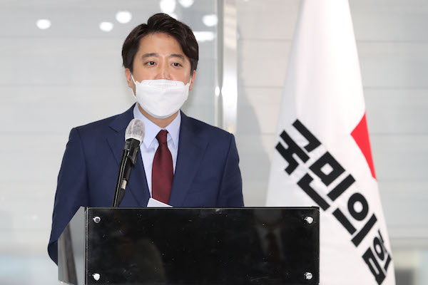  이준석 관련주 및 테마주 총정리